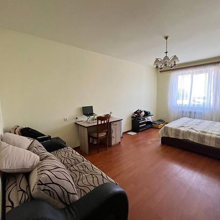 Good House Apartment Yerevan Bagian luar foto